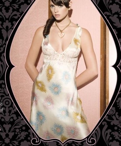 Ashley Greene perfekte top galerie