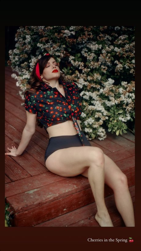 Zanah Marie schöne nackt bilder