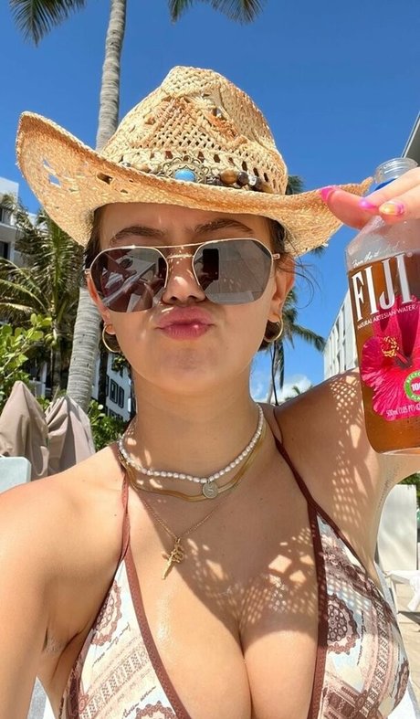 Spencer Barbosa sexy kunst galerien