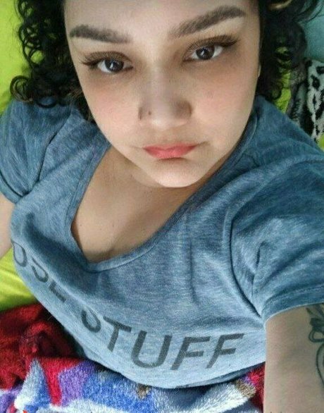 danah curvy top nackt galerie