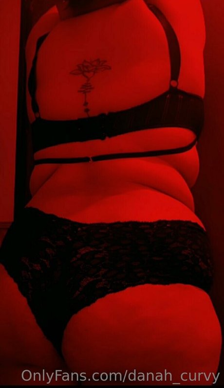 berühmte weibliche onlyfans schöne hübsche galerien