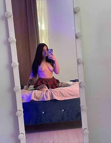 stonemlina hd nackte galerie