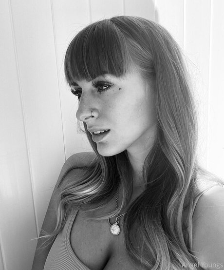 berühmte onlyfans kunst sexy fotos