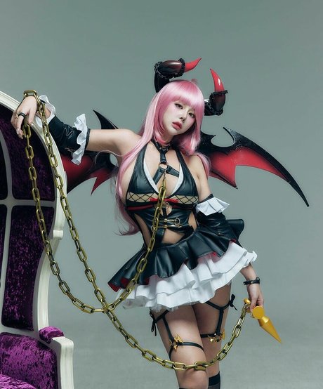 e__luda glamorous kostenlose pornografische foto