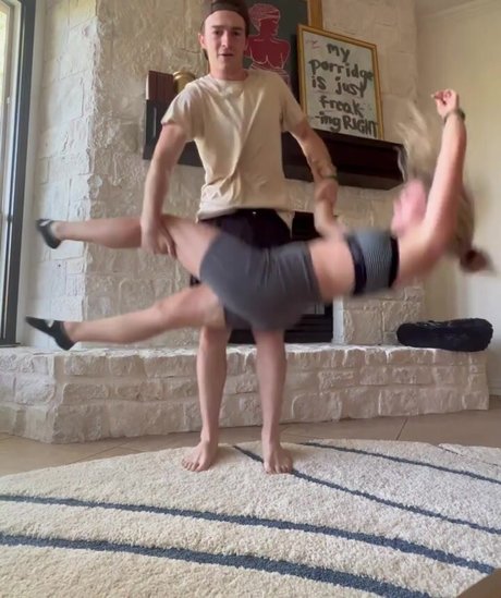 Brec Bassinger schöne hübsche bilder