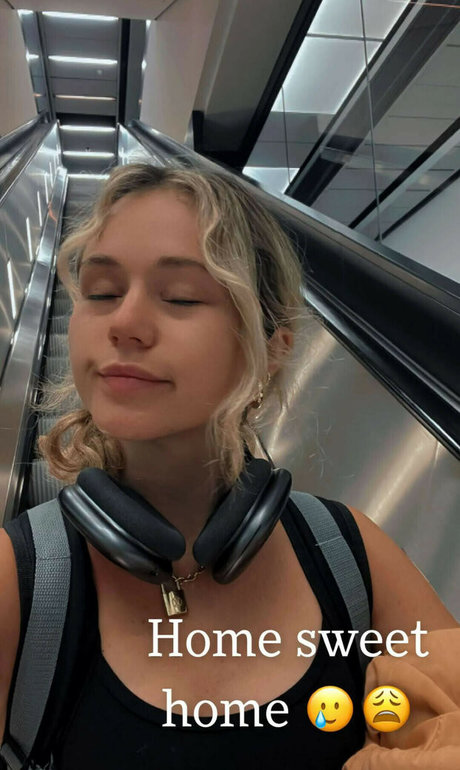 Brec Bassinger xxx pornographische galerie