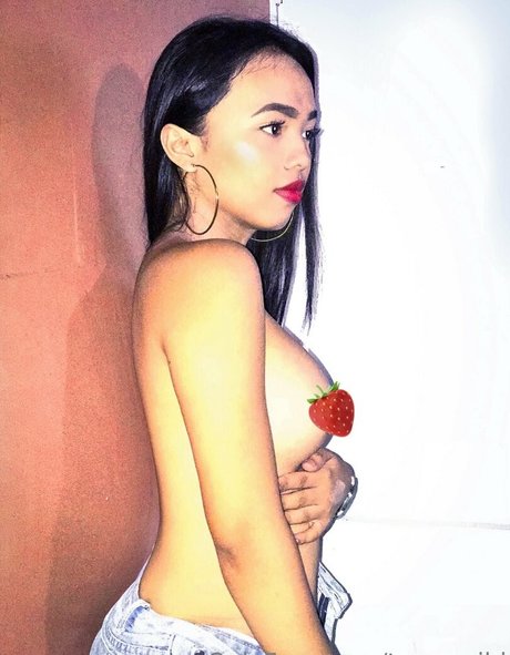 tanyawild hd nacktheit bild