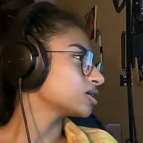 FaZe Kani freie nackte foto