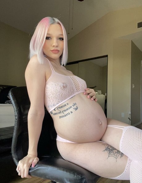 PeachyShea schauspielerin nackte bild