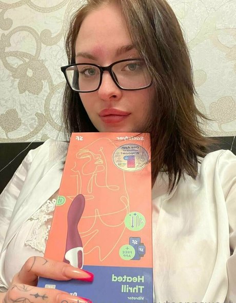 nackte rothaarige onlyfans kunst erotische bilder