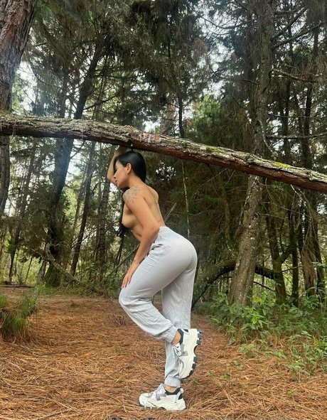 megairisxxx schauspielerin nacktheit fotos