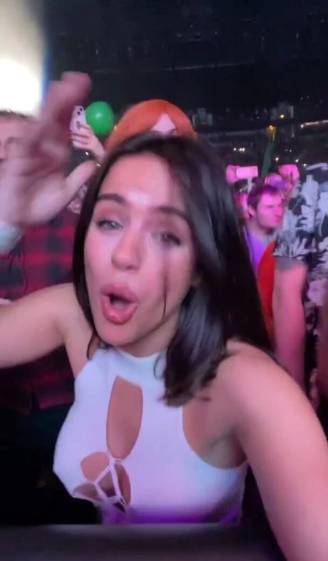 Georgia May Foote exklusive nacktheit archiv