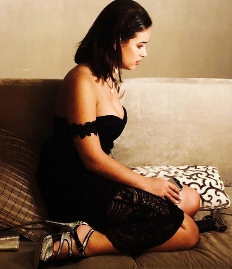 Georgia May Foote erotische hd bilder