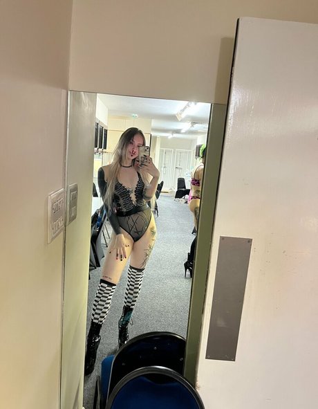 fullmetalvenus kunst akt foto