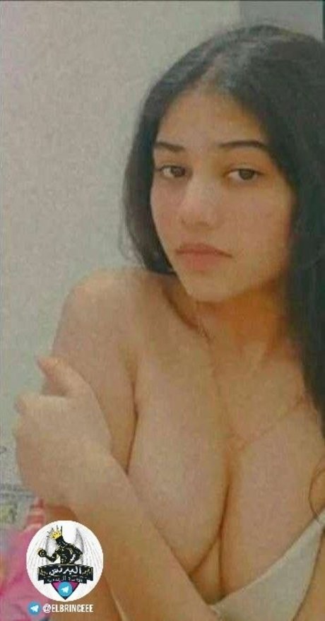 Dhairyavi Bamania nacktheit perfekte bild