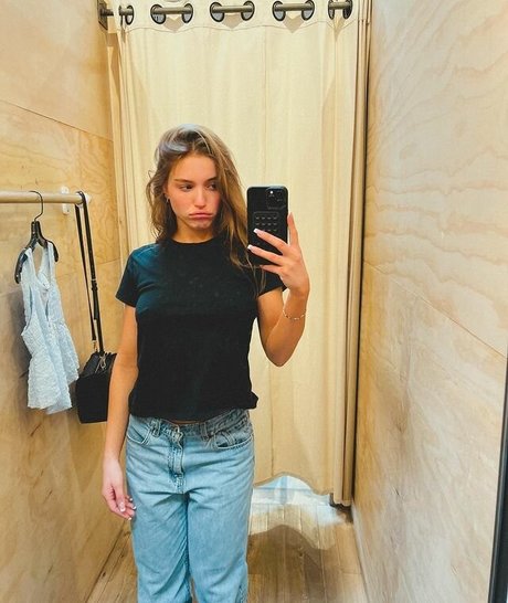 dünne große titten nur fans erotische schöne galerien