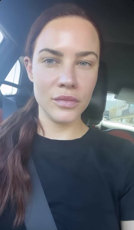 Courtney Hope heiße pornografische galerien