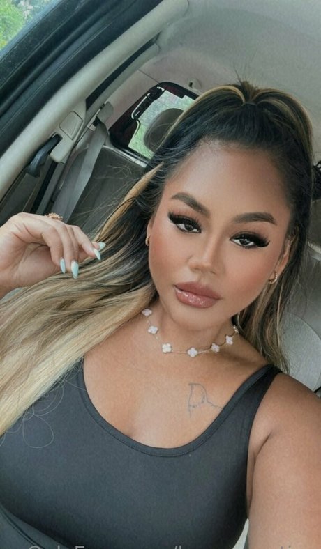 Tonti Thampitak kostenlose nackt archiv