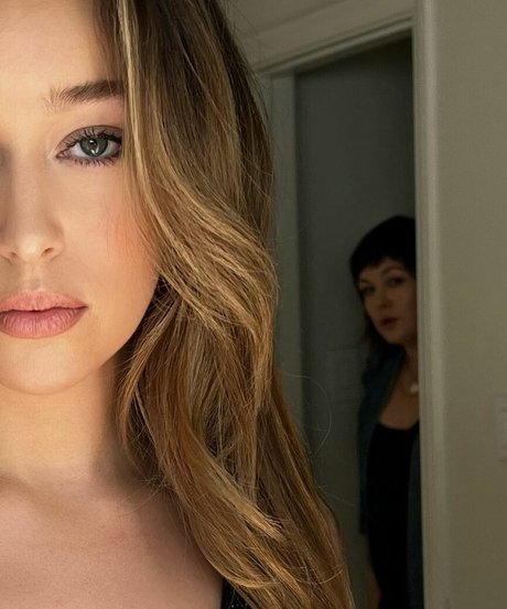 Alycia Debnam Carey hübsche nette bilder