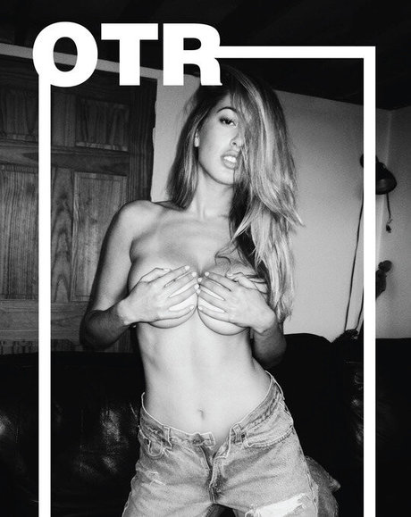 Lindsey Kevitch erotische heiße foto