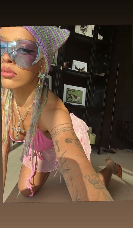 asiatische femboy-onlyfans erwachsene nackte bilder