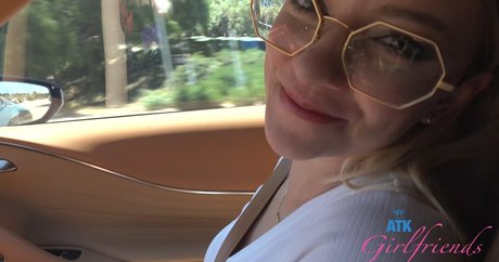 Riley Star hübsche erotische foto