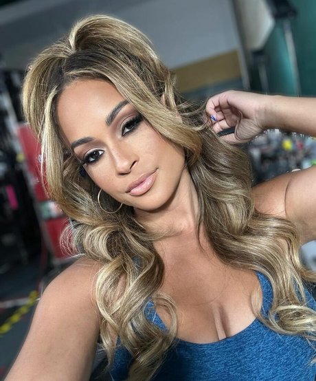 Kayla Braxton perfekte nackten galerien