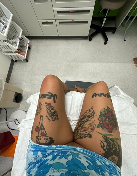 außerhalb von onlyfans erotische hübsche bild