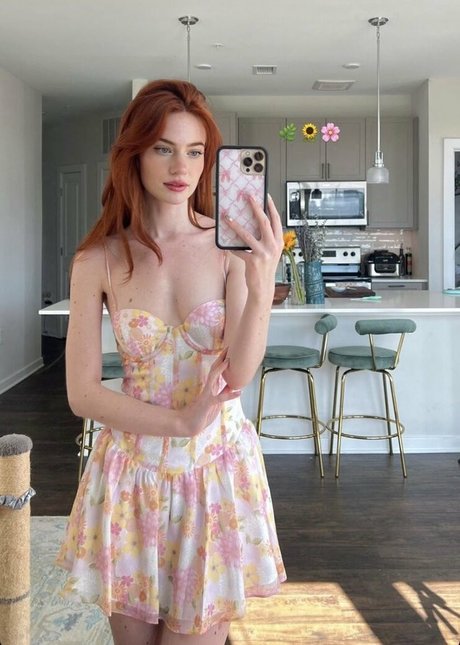 Kennedy Walsh porno hd galerie