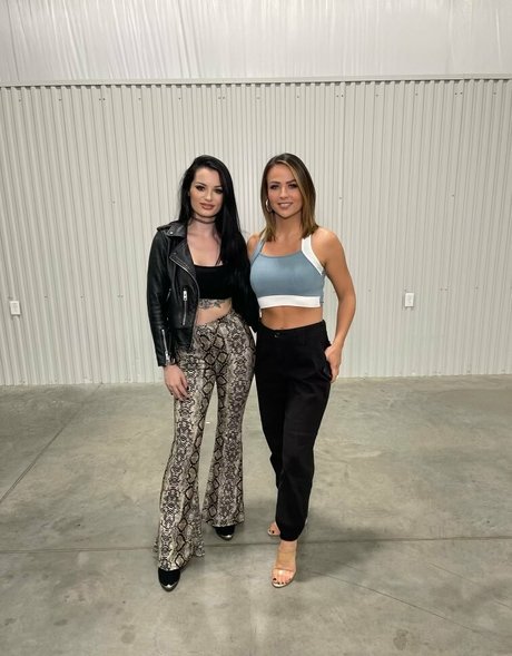 Saraya Bevis porno beste archiv