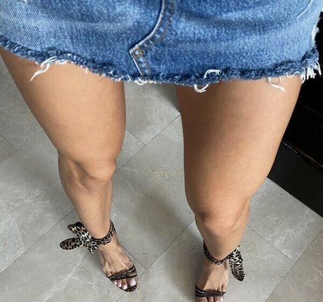 Mightyan hübsche xxx archiv