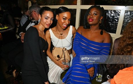 Clara Amfo top pornostar foto