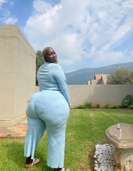 South African Thick nackt exklusive galerien