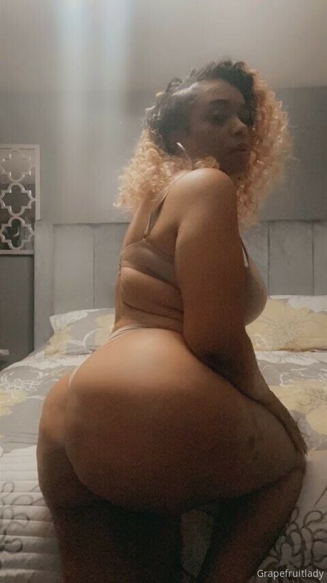 Grapefruitlady top nackte archiv