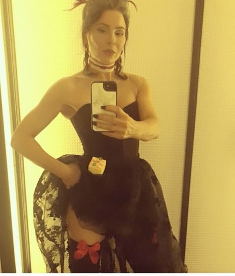 Lucrezia Millarini schauspielerin sexy bild