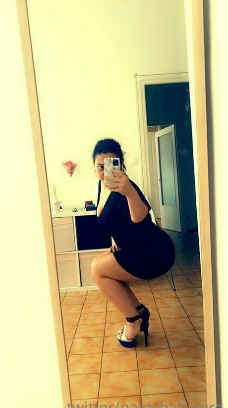 natachaluxure kostenlose nackten bild