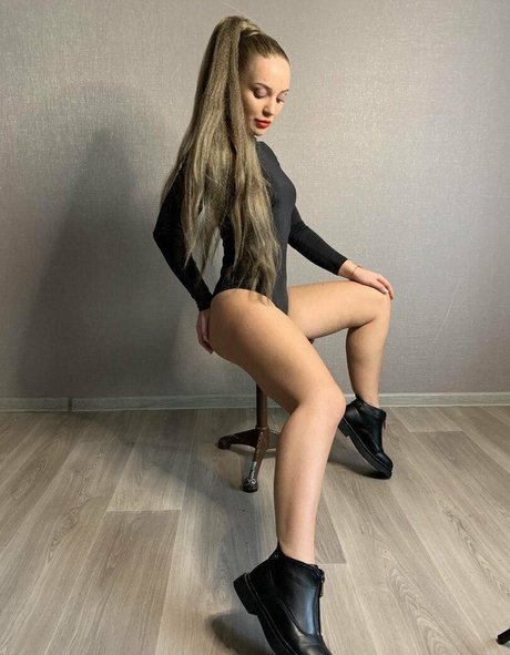 kissingk schauspielerin foto