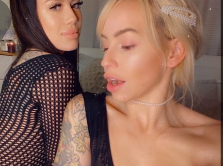 milfryleerae nacktheit foto