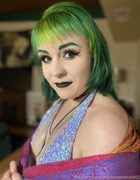 princessemeraldd2 sexy pornostar foto