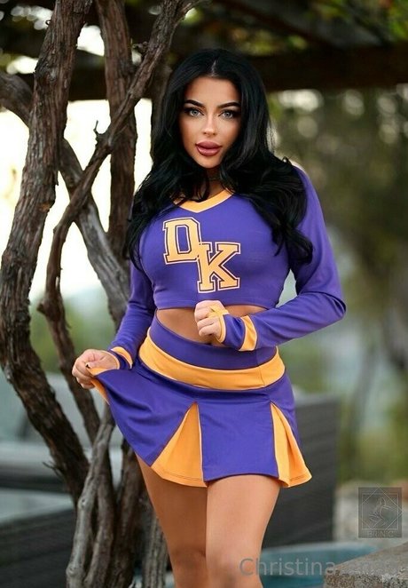 christinaenaa xxx erwachsene archiv