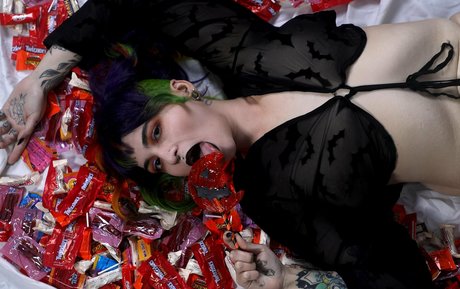 mourning glory perfekte nackten foto