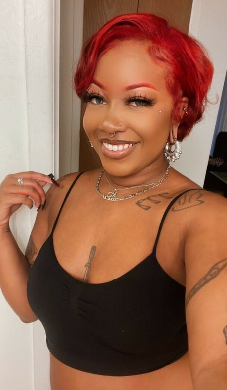 Lovelychanel kunst nacktheit bilder