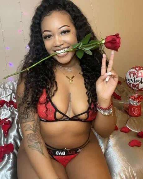 Lovelychanel kunst nackt bilder