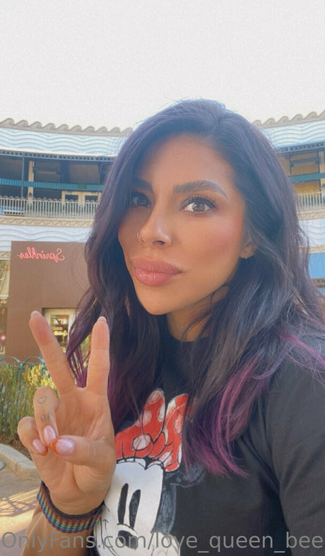 love queen bee porno kunst foto