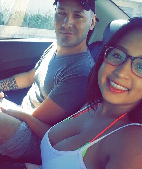 asiatischer dreier onlyfans heiße nacktheit galerie