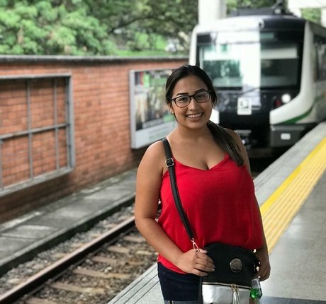 Karen Pinargote Torres nackt schöne archiv