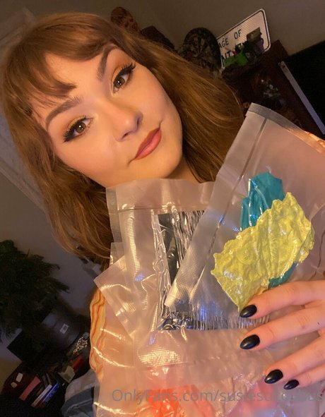 susiesuccubus heiße akt bild