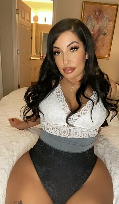 Nyxii nacktheit freie bild