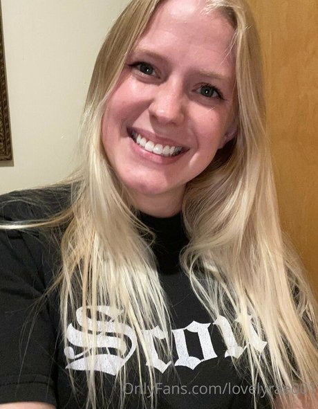 lovelyrae001 model freie archiv