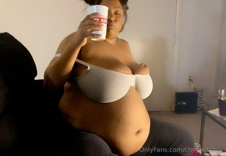 chyynotshyy nacktheit porno bild